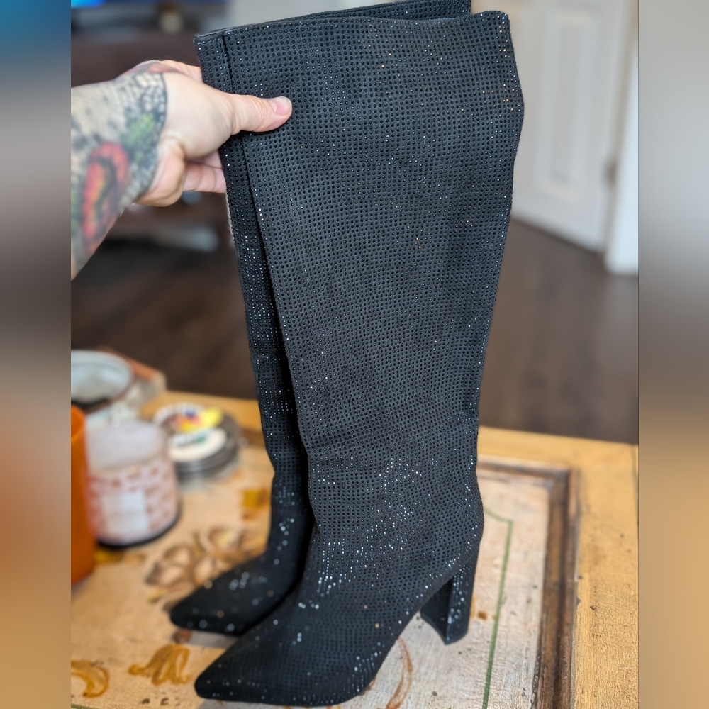 Women's Knee High Sparkly Black Heeled Boots